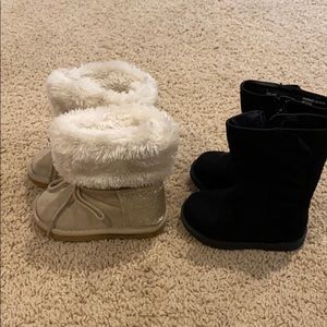 Bundle of two boots 5-6 toddler